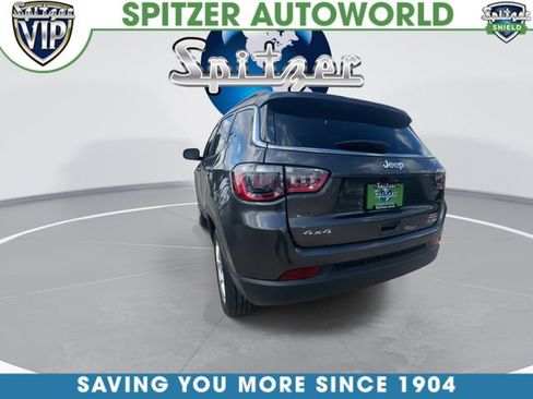 Used 2023 Jeep Compass Latitude w/ Sun and Sound Group AWD/4WD image 7