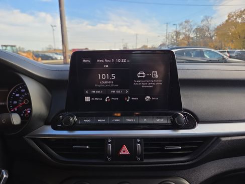 Used 2023 Kia Forte LXS image 24