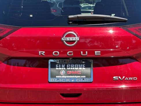 Used 2024 Nissan Rogue SV AWD/4WD image 49