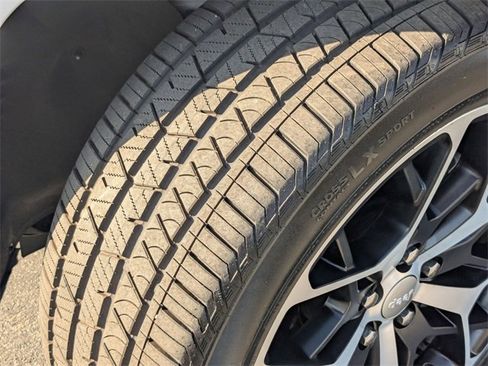 Used 2024 Jeep Grand Cherokee Summit image 10