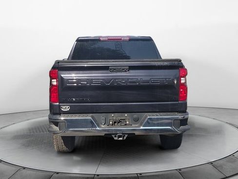 Used 2022 Chevrolet Silverado 1500 LT AWD/4WD image 4