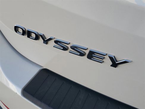 Certified 2023 Honda Odyssey Sport image 8