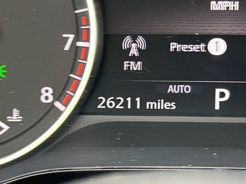 Used 2025 Nissan Pathfinder SV AWD/4WD image 23