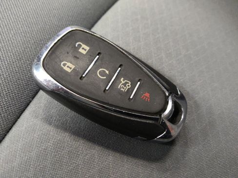 Used 2022 Chevrolet Malibu LT FWD image 32