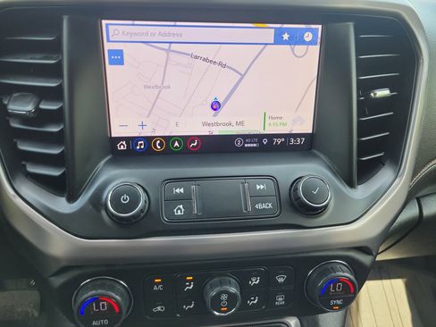 Used 2022 GMC Acadia AT4 w/ Technology Package AWD/4WD image 28