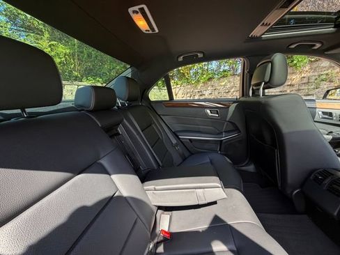 Used 2014 Mercedes-Benz E 350 4MATIC Sedan image 35