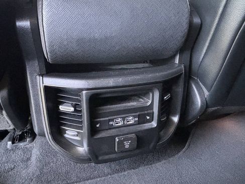 Used 2025 RAM 1500 Laramie AWD/4WD image 24