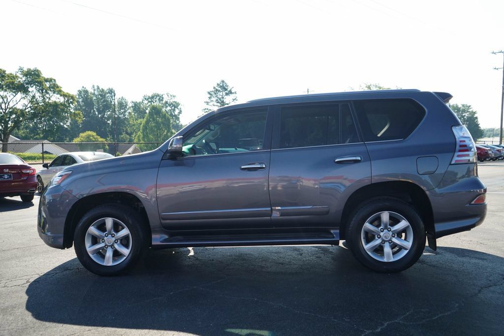 Used 2019 Lexus GX 460 w/ Navigation Package AWD/4WD image 26