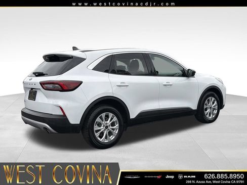 Used 2024 Ford Escape Active FWD image 11