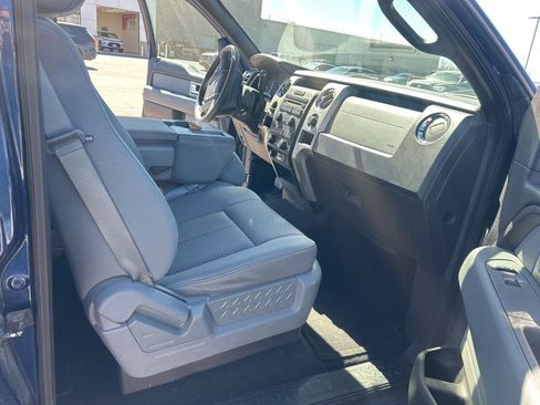 Used 2011 Ford F150 XLT w/ XLT Chrome Pkg image 25