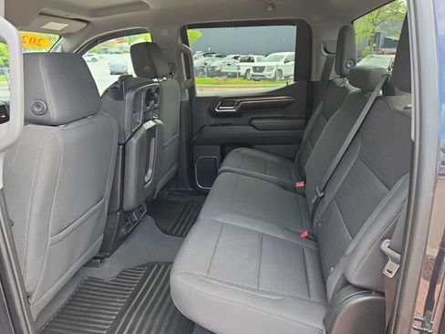 Used 2023 Chevrolet Silverado 1500 LT AWD/4WD image 22