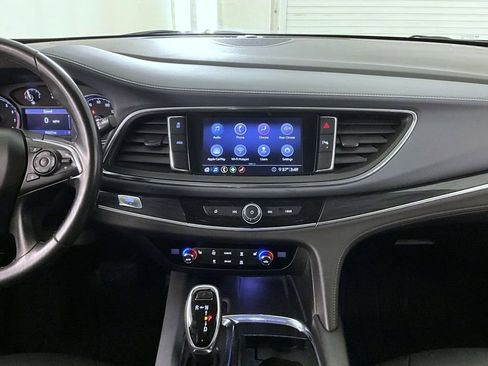 Certified 2020 Buick Enclave Essence w/ Sport Touring Edition image 12