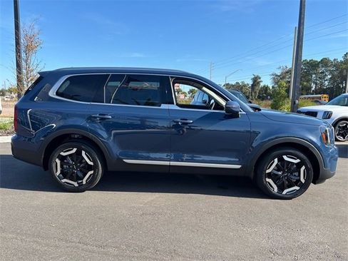 New 2025 Kia Telluride S image 13
