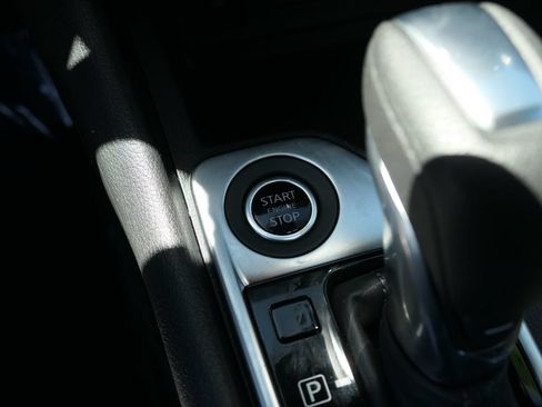 Used 2024 Nissan Sentra SV FWD image 19