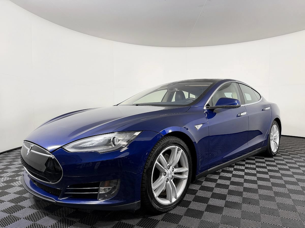 Used 2015 Tesla Model S 85D AWD/4WD image 2