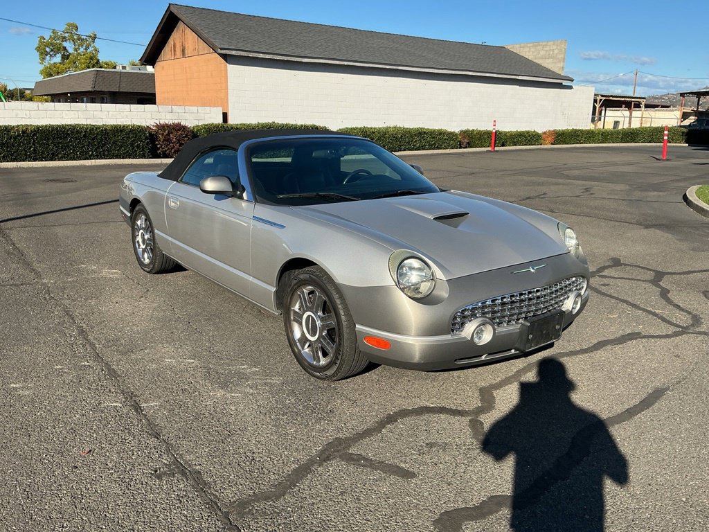 Used 2005 Ford Thunderbird RWD image 5