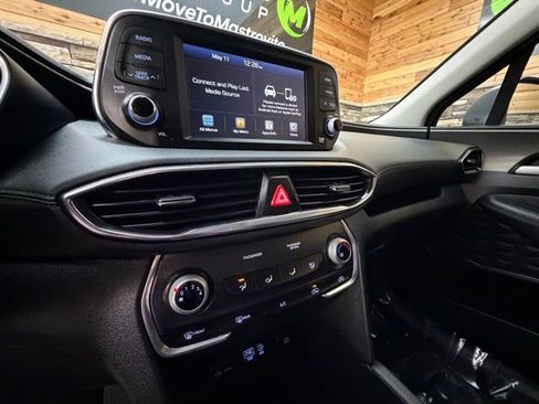 Used 2019 Hyundai Santa Fe SE AWD/4WD image 18