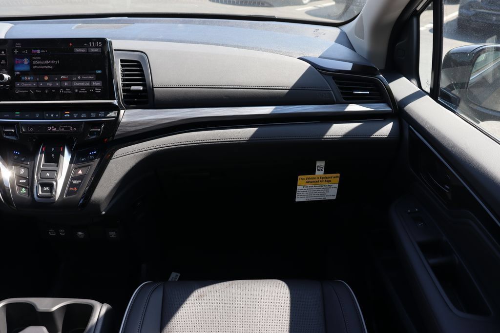 Certified 2026 Honda Odyssey Elite image 19