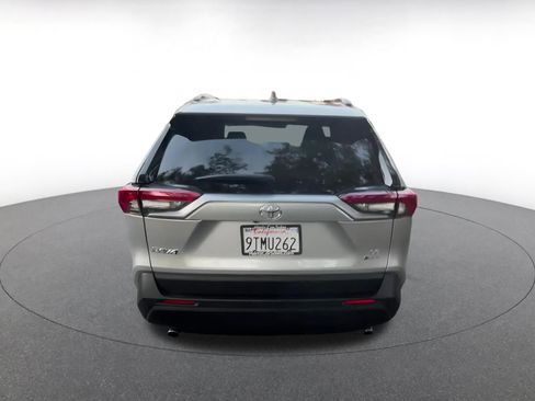 Used 2025 Toyota RAV4 LE image 12