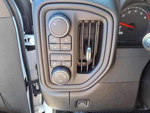 Used 2026 Chevrolet Silverado 1500 Custom image 13