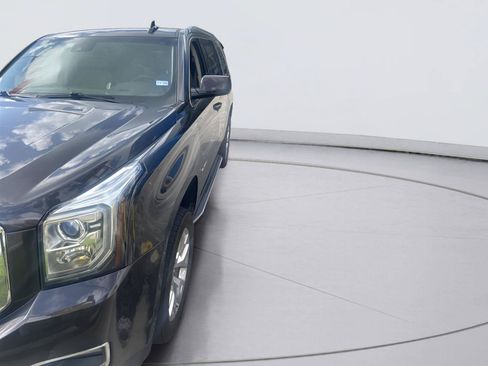Used 2017 GMC Yukon SLT w/ Open Road Package RWD image 4