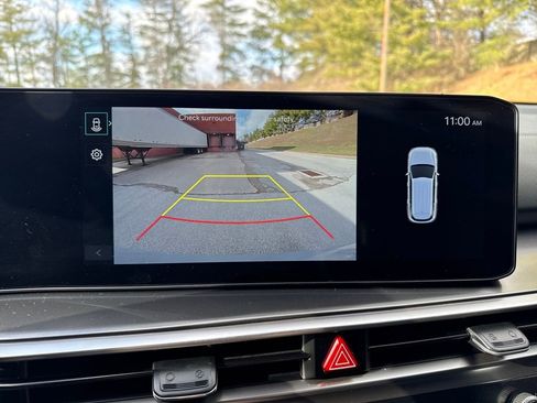 Used 2025 Kia Sorento S w/ Panoramic Sunroof Package image 19