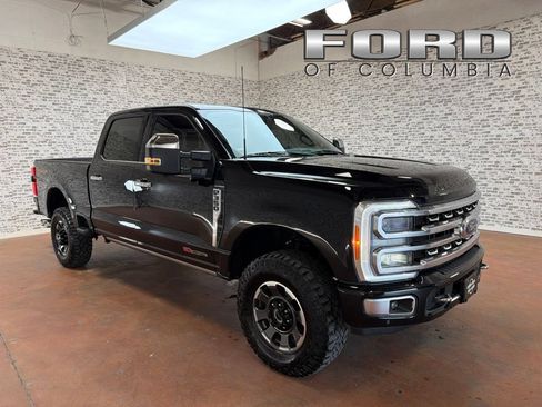 Used 2023 Ford F350 Platinum w/ Tremor Off-Road Package AWD/4WD image 1