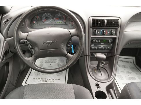 Used 2004 Ford Mustang GT image 13