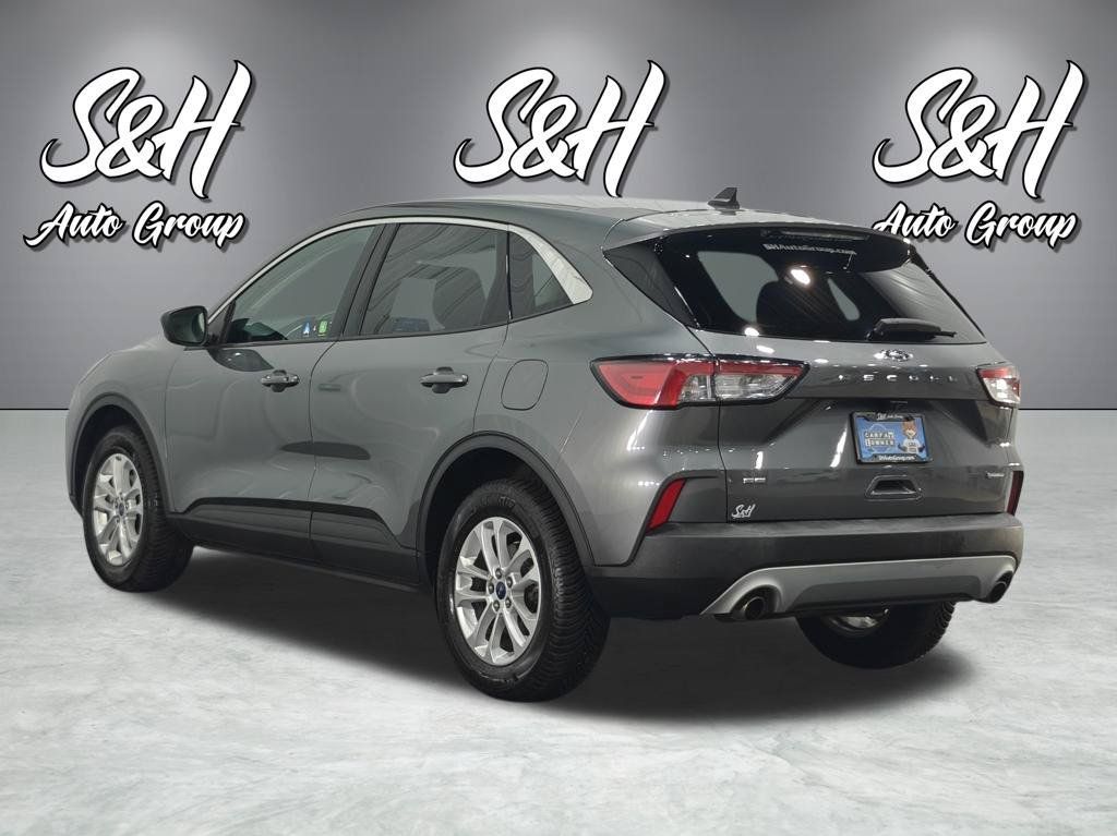 Used 2022 Ford Escape SE AWD/4WD image 16