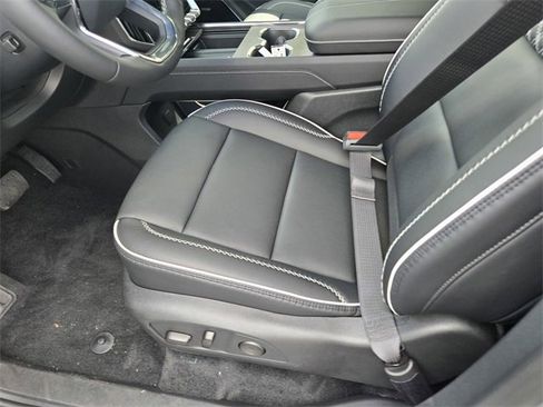 New 2026 GMC Acadia Denali w/ Super Cruise Package image 18