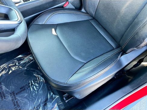 Certified 2025 Jeep Compass Limited w/ Elite Group image 19