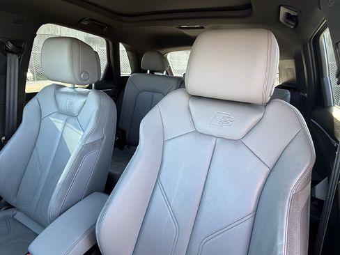 Used 2021 Audi Q3 2.0T Premium Plus image 13