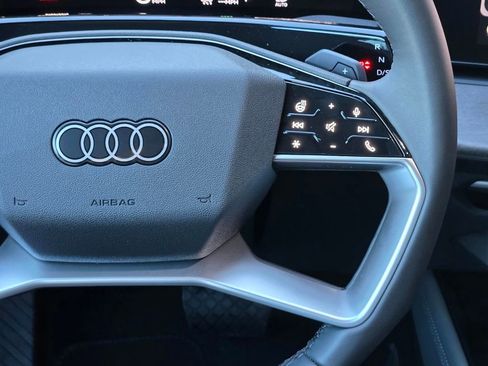 New 2026 Audi Q3 quattro 2.0T image 16