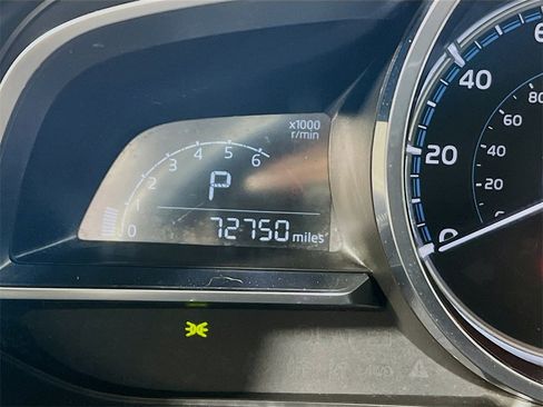 Certified 2020 Toyota Yaris XLE image 12