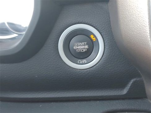 Certified 2019 RAM 1500 Laramie image 24