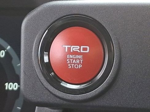 Used 2025 Toyota 4Runner TRD Off-Road image 29