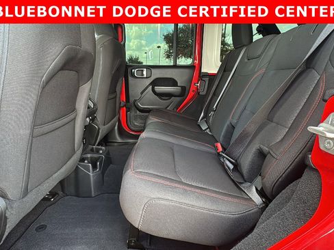 Used 2023 Jeep Wrangler Unlimited Rubicon w/ Cold Weather Group image 15