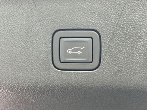 Used 2024 Cadillac Escalade Sport w/ LPO, ONYX Package AWD/4WD image 33