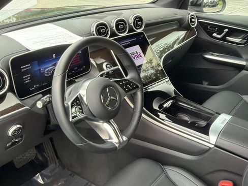 Certified 2025 Mercedes-Benz GLC 300 4MATIC image 30