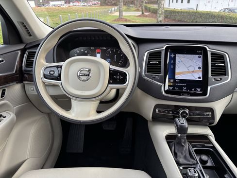 Used 2019 Volvo XC90 T6 Momentum w/ Protection Package Premier image 30