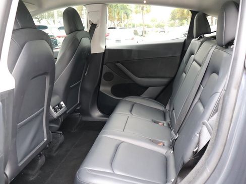 Used 2023 Tesla Model Y Long Range image 36