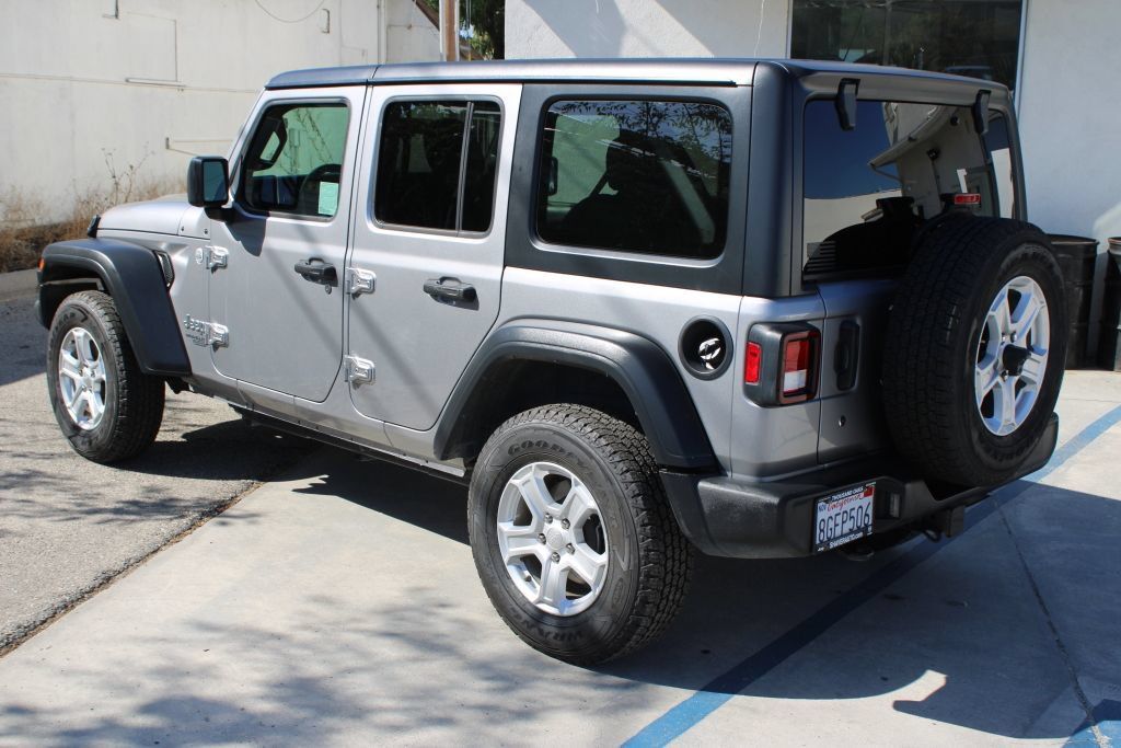 Used 2018 Jeep Wrangler Unlimited Sport S AWD/4WD image 6