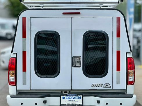 Used 2017 Nissan Frontier S image 28