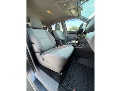 Used 2013 Toyota Tacoma 2WD Double Cab w/ Convenience Pkg image 16