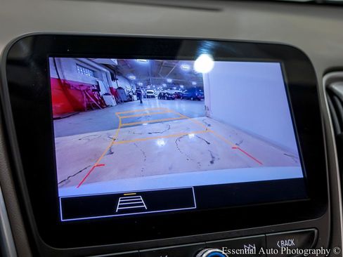 Used 2024 Chevrolet Malibu LS FWD image 21