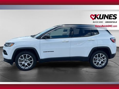 Used 2025 Jeep Compass Limited AWD/4WD image 6