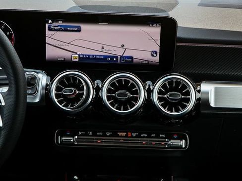 Certified 2025 Mercedes-Benz GLB 250 image 22