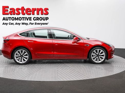 Used 2019 Tesla Model 3 Performance image 4