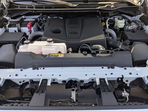New 2026 Toyota Tundra SR5 image 17