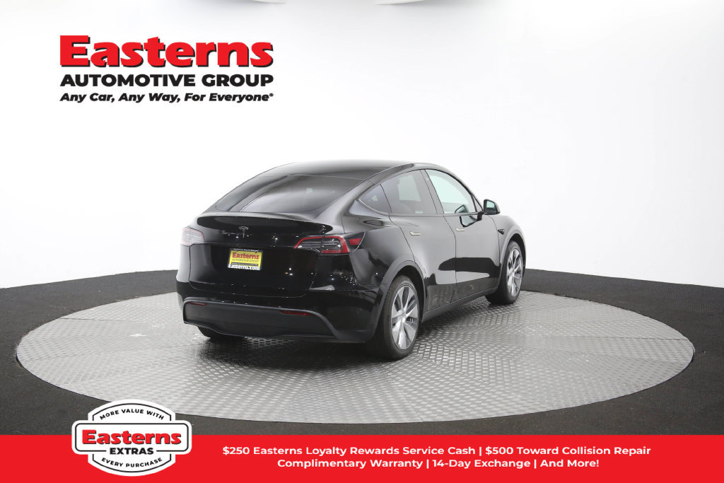 Used 2022 Tesla Model Y Long Range AWD/4WD image 37